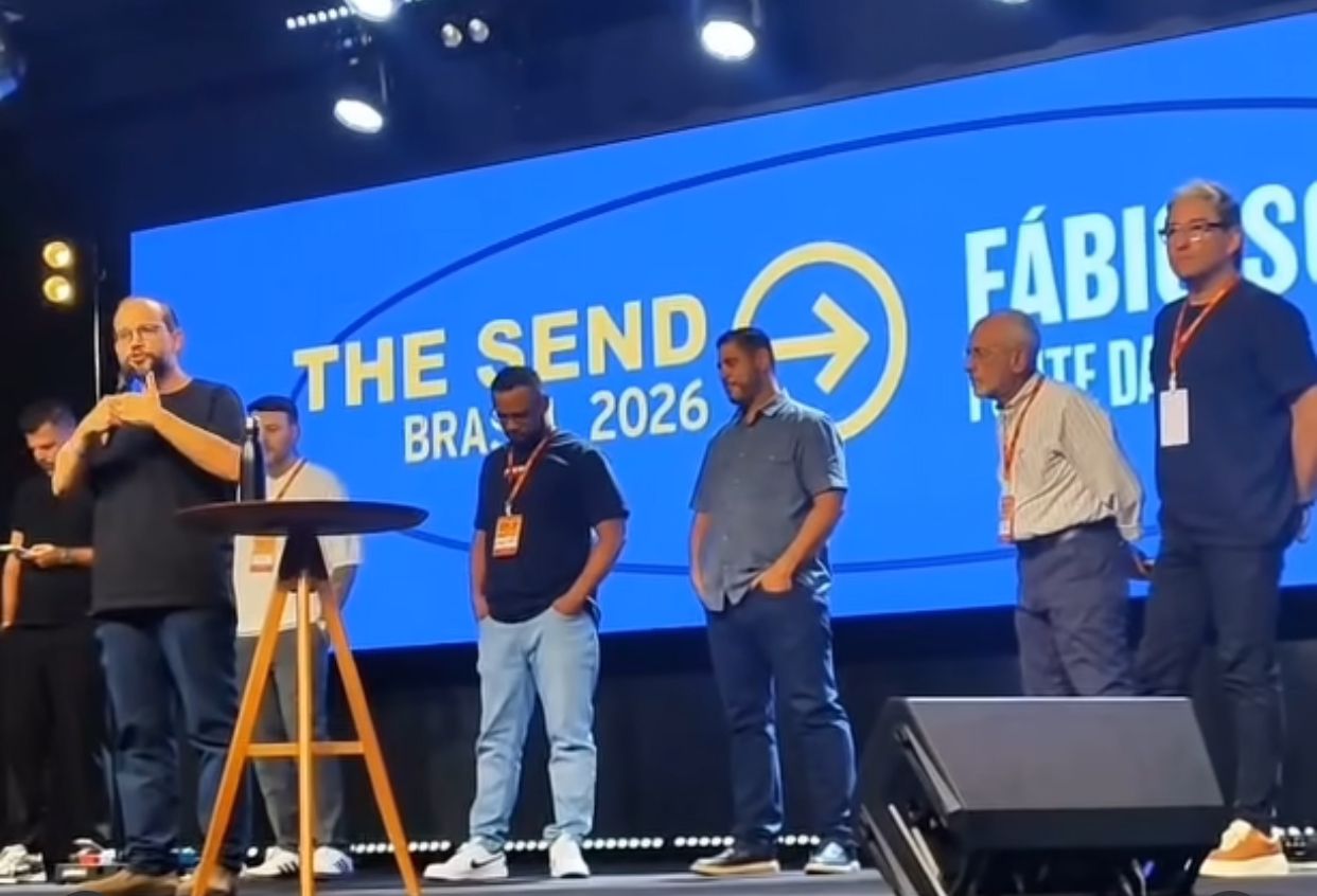 Palestrantes no evento The Send Brasil 2026.