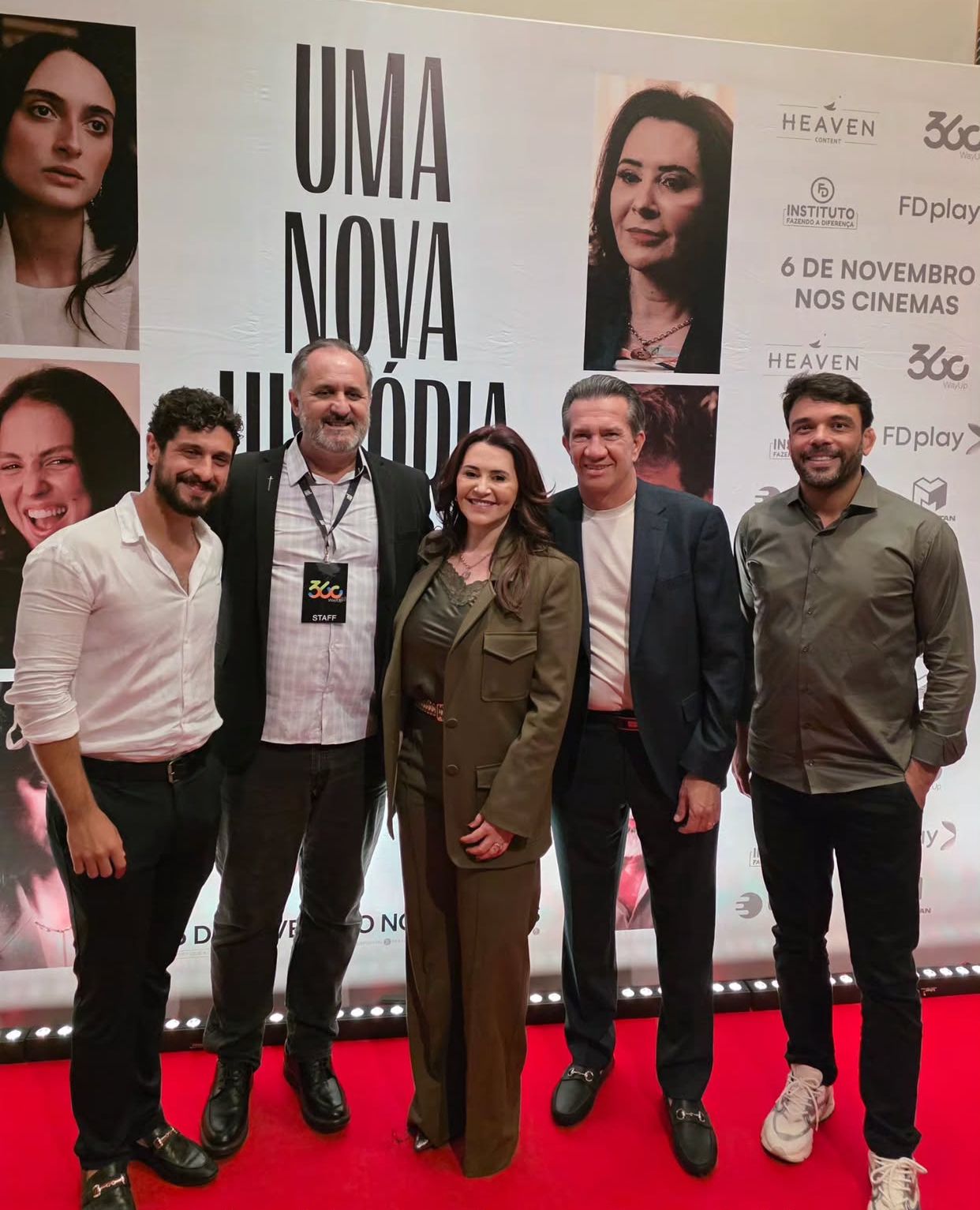 Uma Nova História: fé, dor e superação emocionam na pré-estreia do novo filme de Angela Sirino em Goiânia Uma Nova História: fé, dor e superação emocionam na pré-estreia do novo filme de Angela Sirino em Goiânia